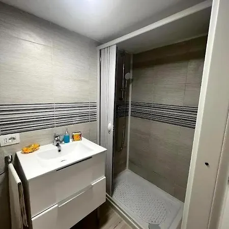 Casa , Marianna נאפולי